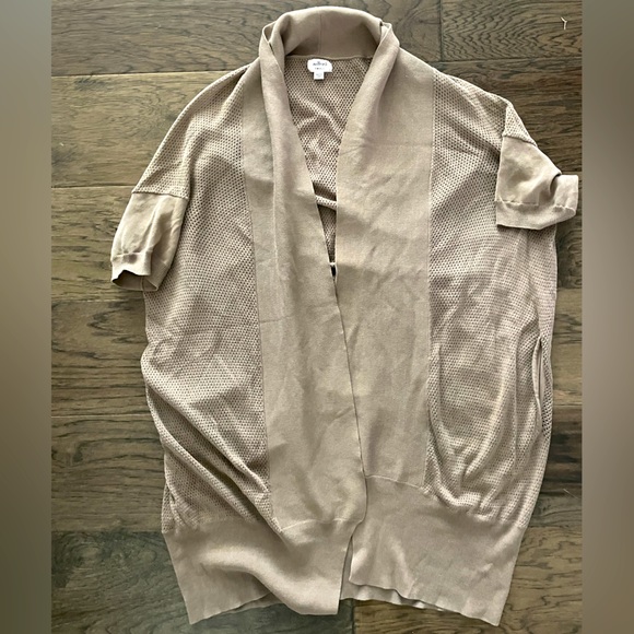 Aritzia Cardigan - Picture 1 of 4